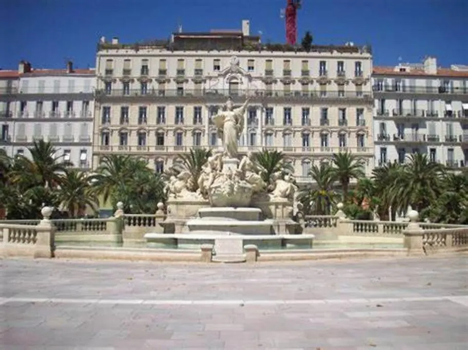 Ode A L'Amour : Studio Intimiste Toulon 0*,  France